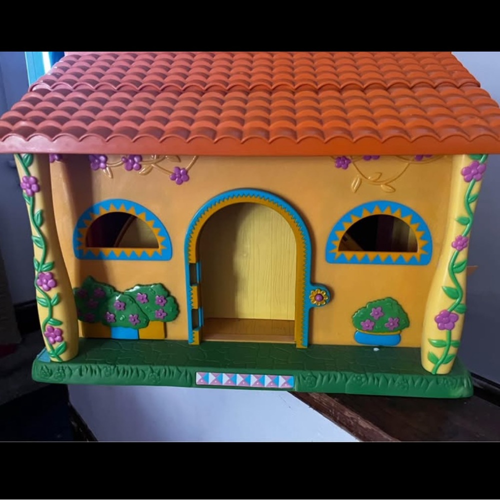 Dora the Explorer Play House
